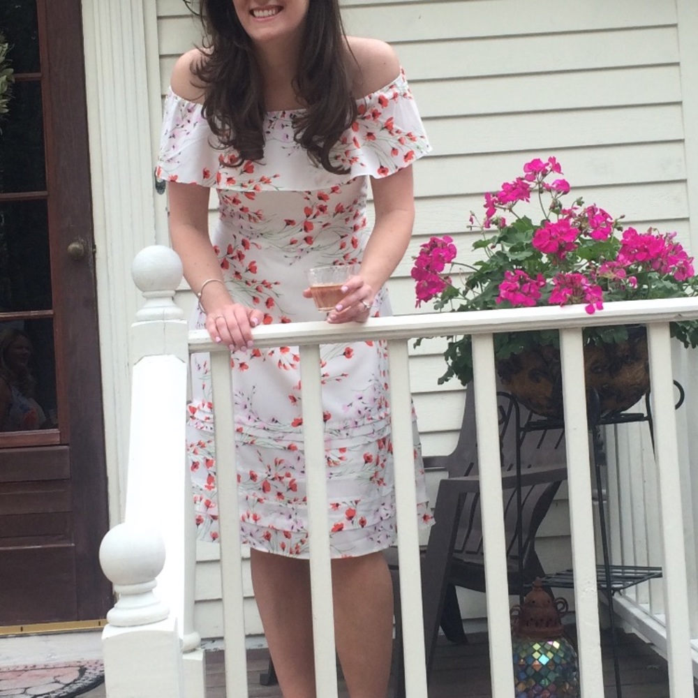 Banana republic white off shoulder dress. Size 6
